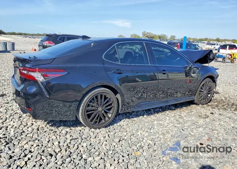 2022 Toyota Camry Xse z USA, uszkodzony, nr VIN 4T1K61AK2NU032764